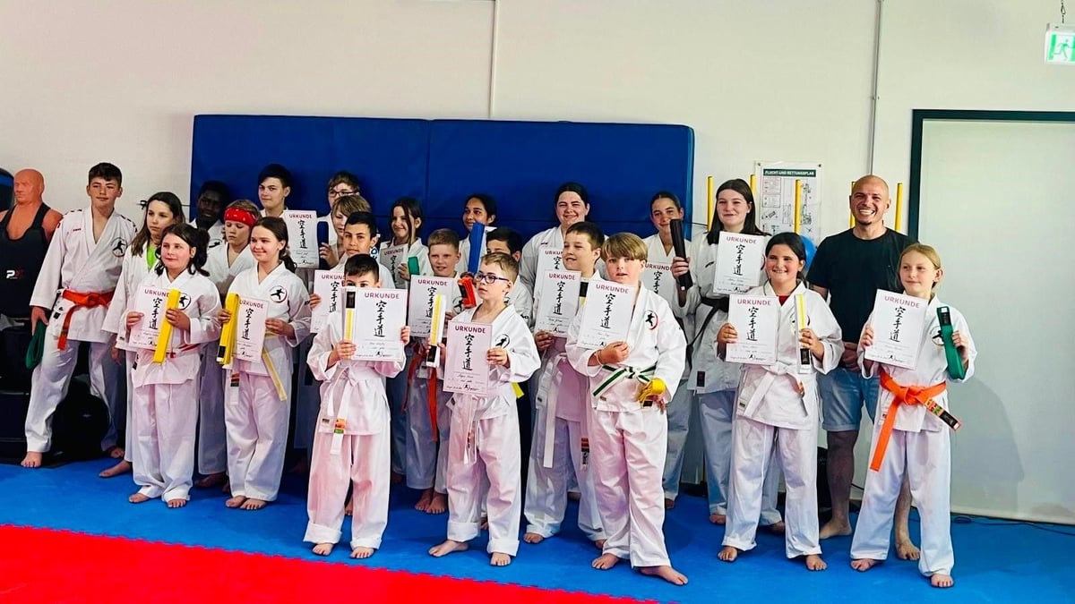 Shotokan Karate Kinder Gürtelprüfung